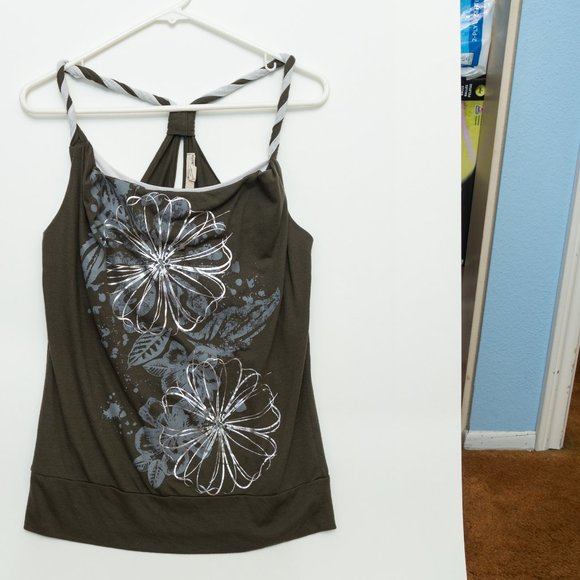 Derek Heart Y-Back Rope-Strap Tank - Picture 7 of 7